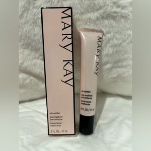 NIB Mary Kay Oil Mattifier